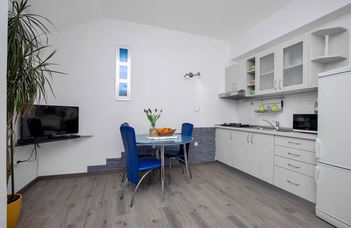 Drasnice Apartment | One bedroom apartment with terrace and sea view Drašnice, Makarska (A-2581-a)