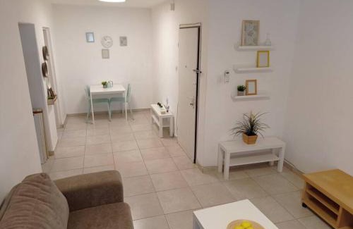 Beersheba Apartment | One bedroom private apartment - quiet near a park