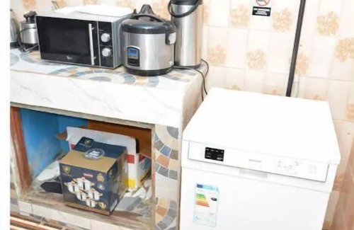 Porto-Novo House | One king bed bedroom, in well-equipped whole apt.