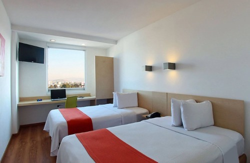Downtown Queretaro Hotel | One Querétaro Plaza Galerías