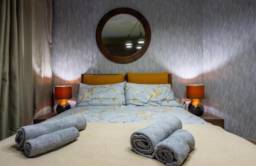 Qawra Apartment | only for family Central Luxury Seafront, Bugibba