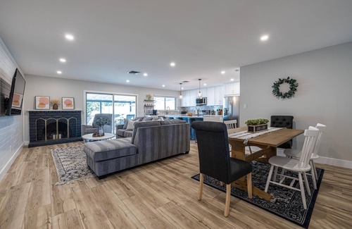 Mesa House | Open Floor Mesa Gable Vacation Home with Heated Pool by Redawning