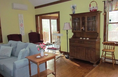Cotuit House | Open floor plan & large deck