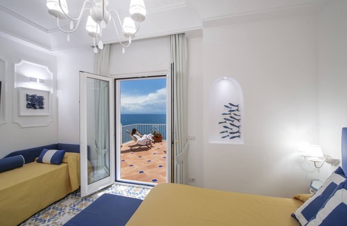 Praiano Hotel | Open Gate