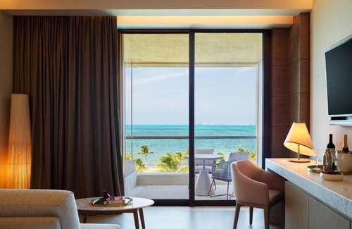 Punta Sam Hotel | Opulent Beachfront Stay | Spa, Swimming Pools, Kids’ Water Park