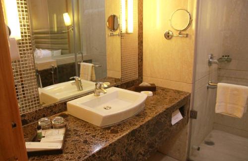 New Delhi Hotel | Opulent by Udman Chhattarpur