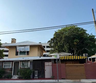Midtown Hostel | OQP Vacations Farm