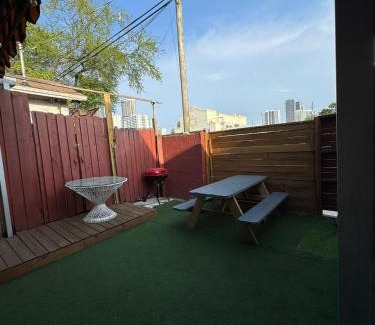 Midtown Hostel | OQP Vacations Farm