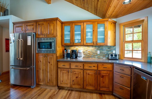 Deer Park House | OREG36-Family and Dog Friendly Retreat w. AC