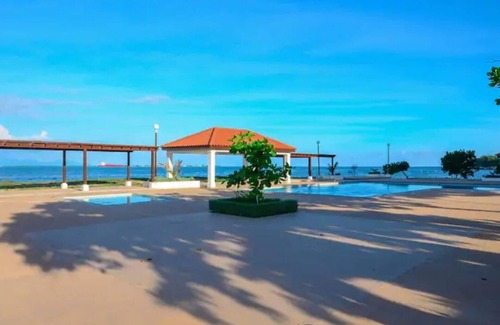 Portmore Apartment | Ornella Villa - 2-br Apartment - Pool - Parking