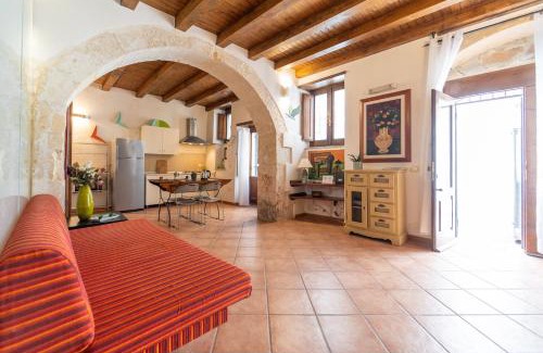Ortigia Apartment | Ortigia Vicolo Giudecca Flat