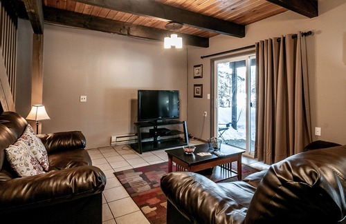 Leavenworth House | Otter Chalet on Fish Lake