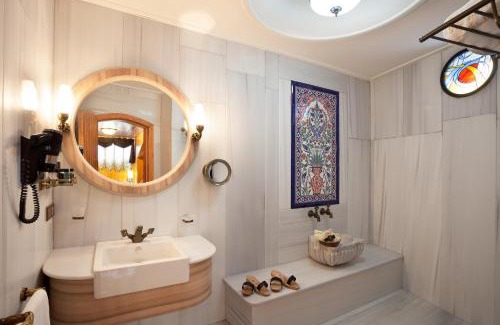 Fatih Hotel | Ottoman's Life Hotel S Class