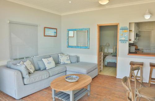 Herolds Bay Hotel | Oupa se Pitte