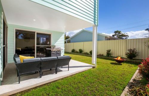 Culburra Beach House | Ours and Yours 5 Mins Walk to Beach