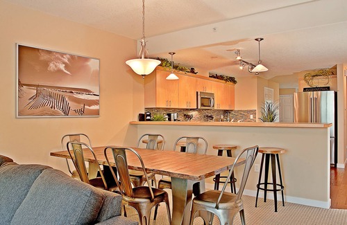 Ocean Shores Hotel | Outlook Condos at Oyhut Bay Resort