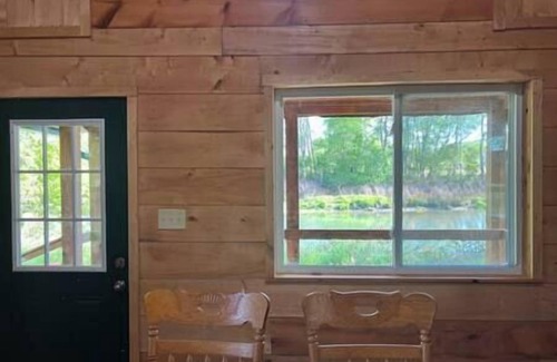 Belfast Cabin | :)Over The River Through The Woods Comfy4Q Beds #4