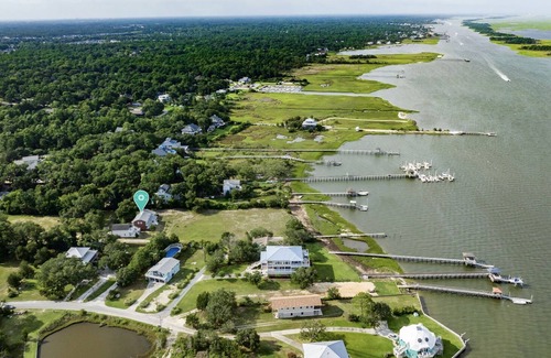 North Carolina Coast Apartment | Overlooking IntraCoastal Waterway, Private & Quiet 1 BRM