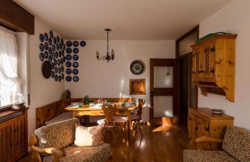 Cortina d'Ampezzo Apartment | Overlooking the Dolomites