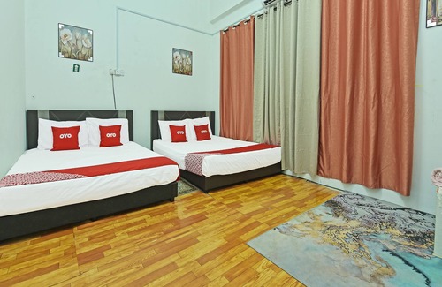 Pasir Puteh Hotel | OYO 90431 Cz Hotel