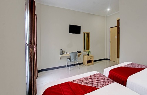 Kecamatan Janapria Hotel | OYO 91617 Hotel Mutiara Lombok