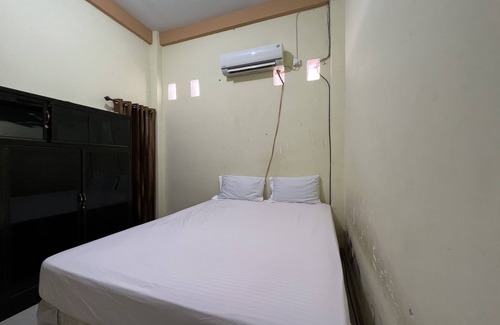 Mataram Hotel | OYO 93757 Rasya Homestay Near SD Negeri 6 Mataram