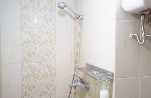Cimahi Hotel | OYO 94100 Gateway Pasteur Apartment By Ilyasa