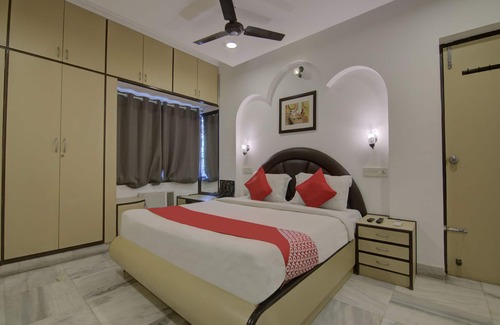 Thousand Lights West Hotel | OYO Flagship 488 Nungambakkam-Apollo Hospital