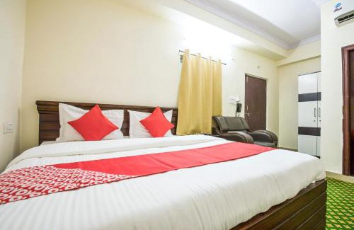 Kondapur Hotel | OYO Flagship13162 Swiss Legrand