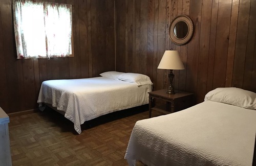 Branson Resort | OZARK BEACH RESORT Cabin & Boat Rentals