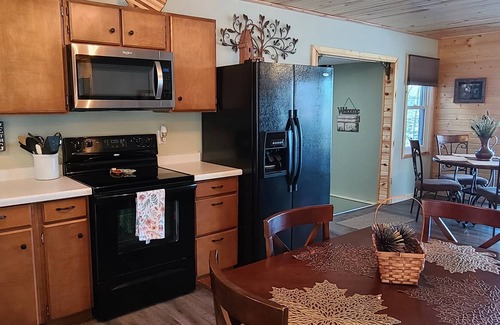 Birchwood House | Ozzie's Lakehouse - Comfy and cozy, with amazing lake views!