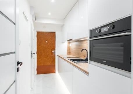 Juh Apartment | P Moderný byt v blízkosti centra