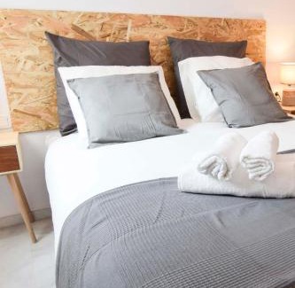 El Ejido Apartment | P&P Apartaments Carrera de Capuchinos