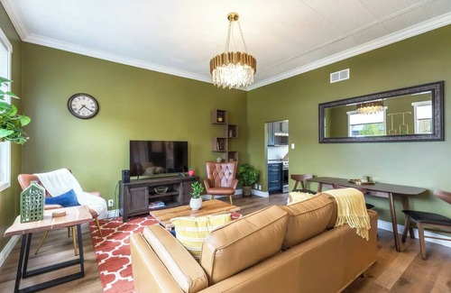 Whitehorse House | Paddy's Pond Placenn
