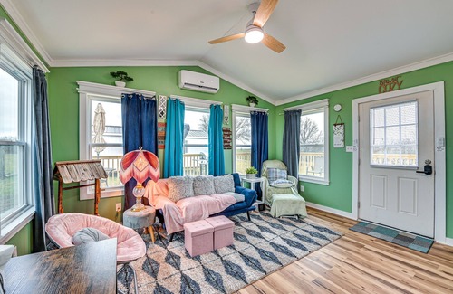 Paint Lick House | Paint Lick Escape w/ Spa Services & Deck!