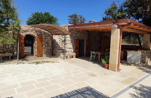 Andrano House | Pajara Li Pipili