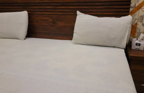 Gulshan-e-Iqbal Hotel | Palace Inn Guest House