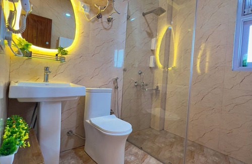 Banjar Hotel | Palash by Loop Inn
