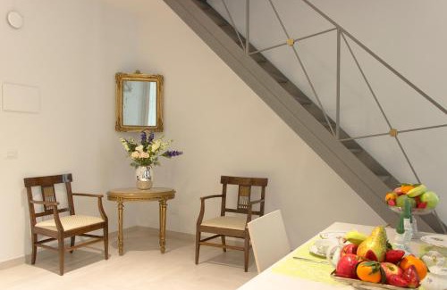 Naples City Centre Apartment | Palazzo d'Auria ApartHotel