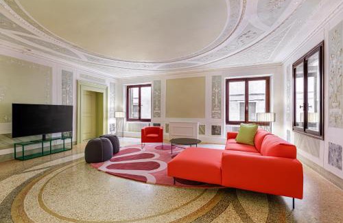 San Marco Apartment | Palazzo Dei Fiori by Room Mate