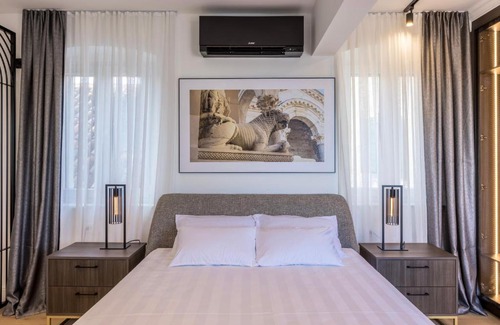 Old Town Apartment | Palazzo Romano Suite 2