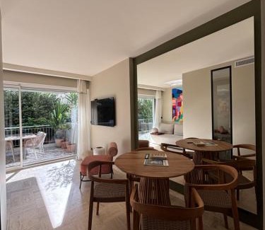Pointe Croisette Apartment | Palm Beach front de mer
