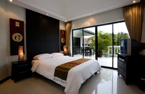 Na Chom Thian Hotel | Palm Grove Resort