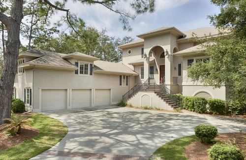 Palmetto Dunes House | PALMETTO DUNES MINS TO BEACH LG POOL ON ROBERT TRENT JONES GLF CRSE SLEEPS 23