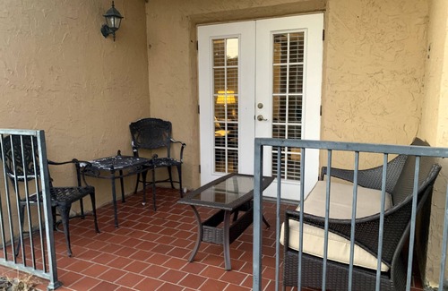 Dunedin Condo | Palms Paradise w/Patio-walk downtown or Ballpark!