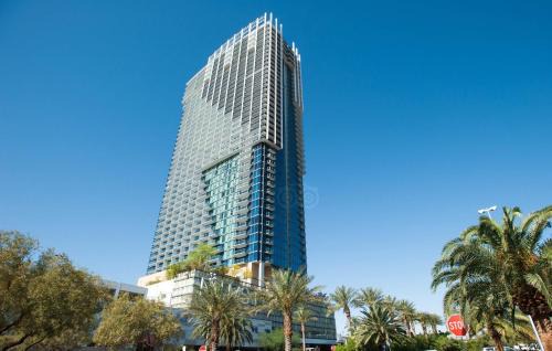 Las Vegas Apartment | Palms Place- Strip View- High floor- Free parking