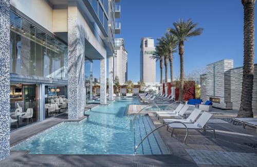 Las Vegas Apartment | Palms Place- Strip View- High floor- Free parking
