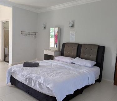 Kampung Aur Apartment | Pandak Inn - Your Beach Retreat