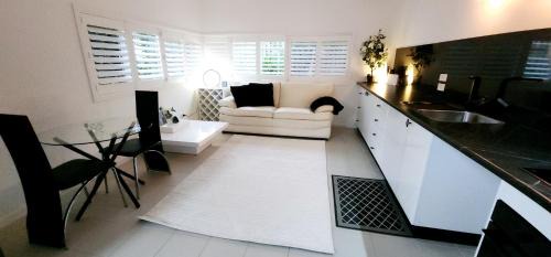 Casuarina Apartment | Pandanus 13