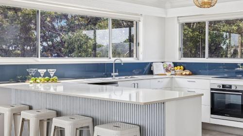 Yamba House | Pandanus - Spacious Waterfront Escape